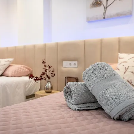 La Roca Chica Apartamento Torremolinos